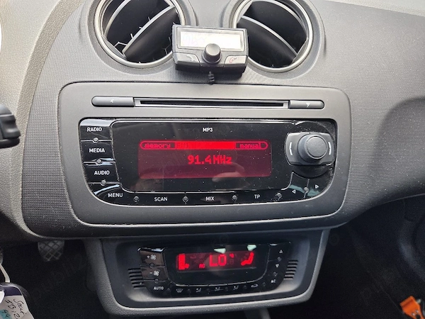 SEAT Ibiza 2011 — imagine 3