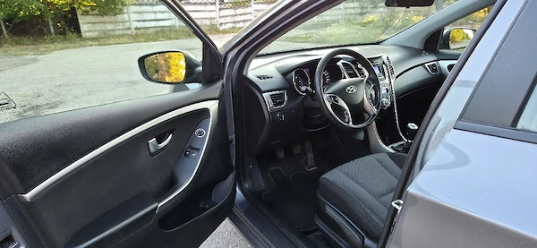 HYUNDAI i30 2012 — imagine 6