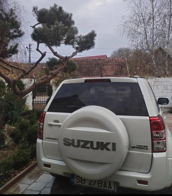 SUZUKI Grand Vitara 2012 — imagine 3