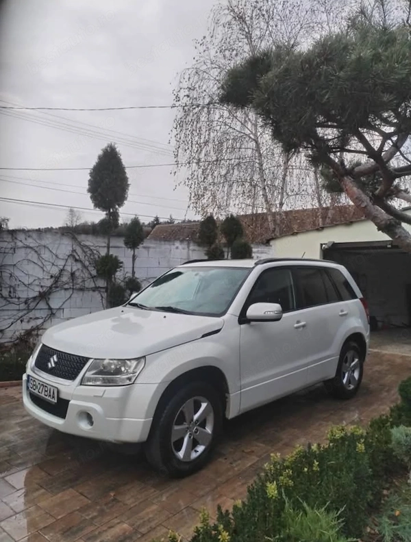 SUZUKI Grand Vitara