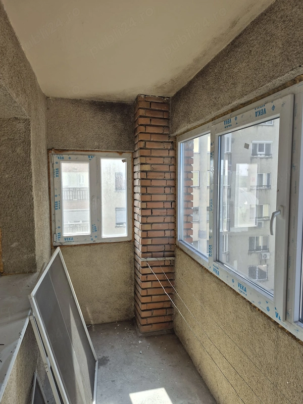 Vând apartament 3 camere, 75 m2 utili!!, lângă Iulius mall, etaj 4 din 8, decomandat — fotografia 3