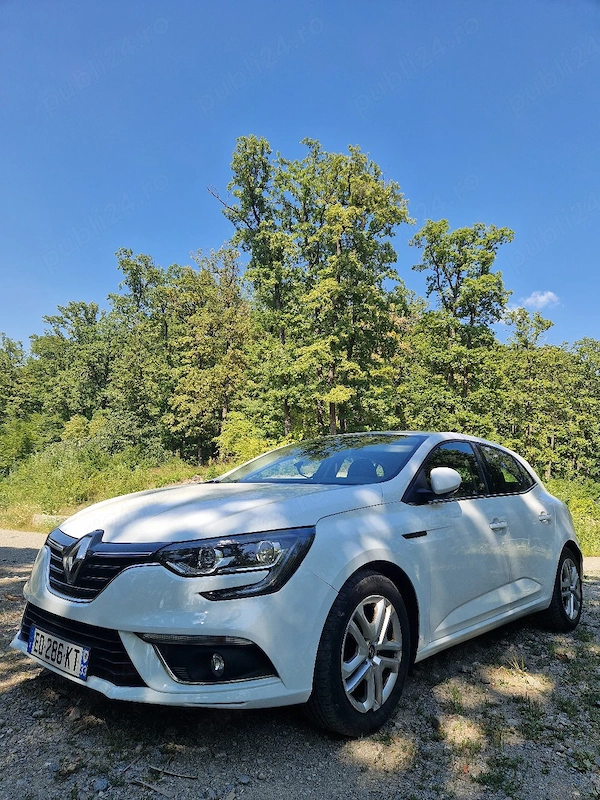 RENAULT Megane