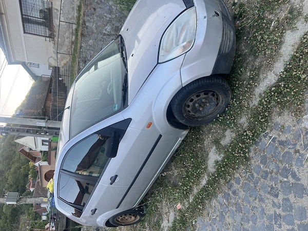 FORD Fiesta 2002 — imagine 3