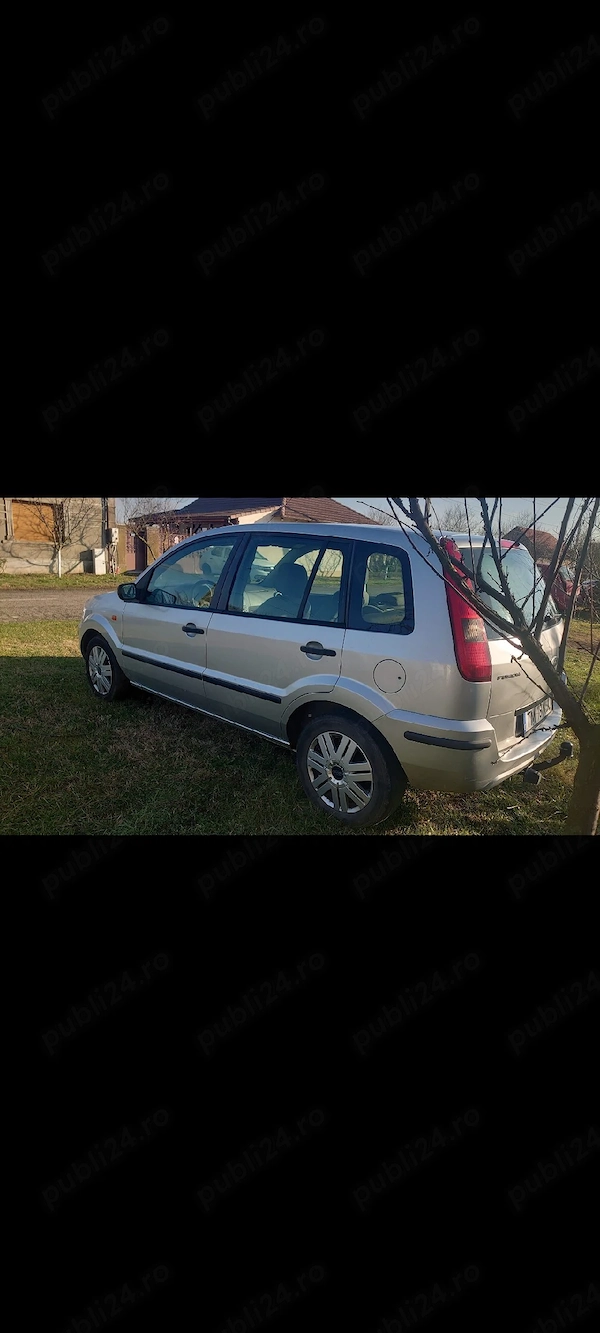 FORD Fusion 2003 — imagine 2
