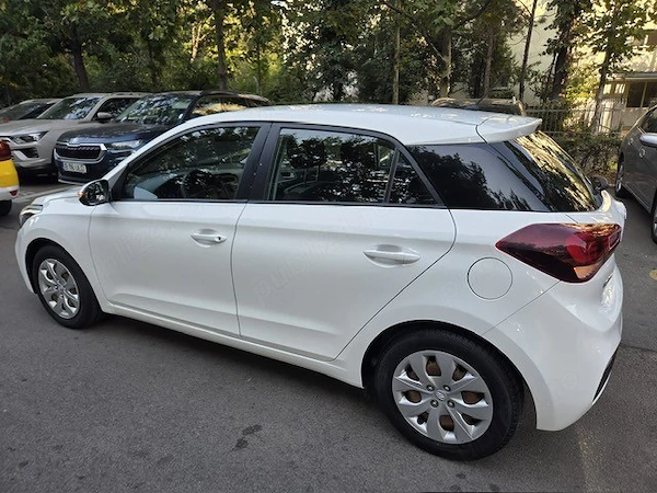 HYUNDAI i20 2019 — imagine 8