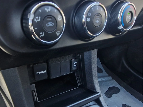 TOYOTA Corolla 2015 — imagine 12