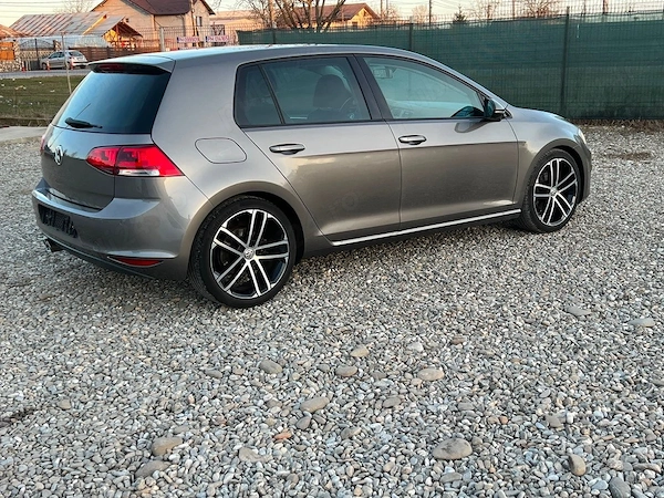 VOLKSWAGEN Golf 2014 — imagine 8