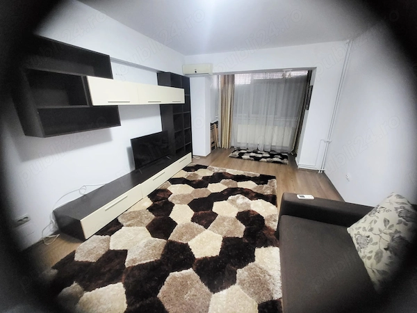 *PROPRIETAR*Inchiriez Apart. 2 camere*Et. 6 din 10*Sud*Str. Bdl. Bucuresti* — fotografia 2