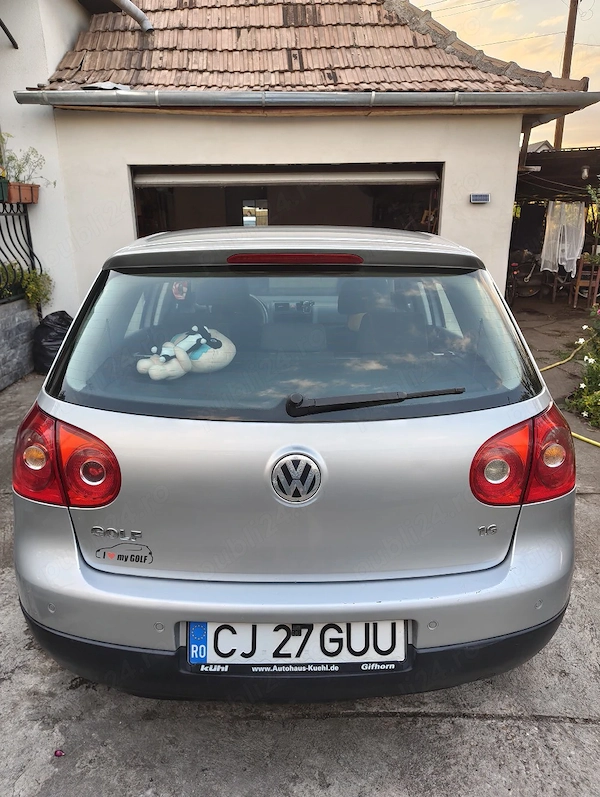 VW Golf 5 - 1.6 mpi (102 CP), An 2 km