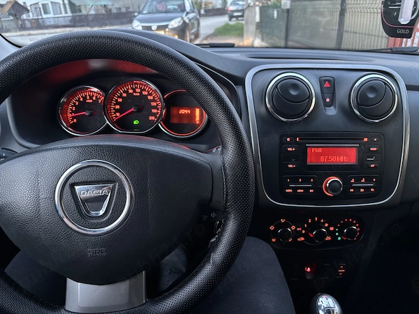 DACIA Logan 2015 — imagine 2