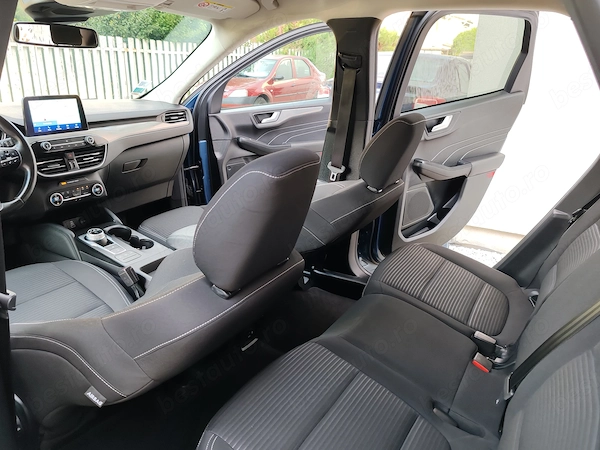 FORD Kuga 2023 — imagine 6
