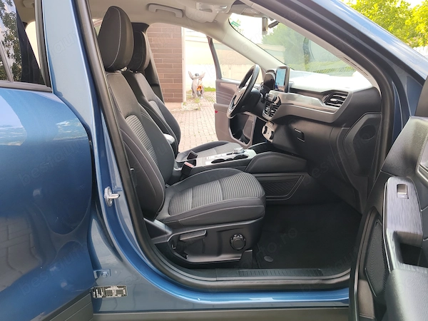 FORD Kuga 2023 — imagine 10