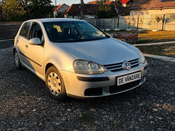 VOLKSWAGEN Golf 2004 — imagine 5