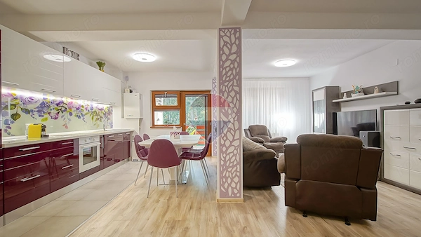 Apartament 4 camere Predeal | 125 mp + terasă 30 mp |Vedere la pădure — fotografia 1