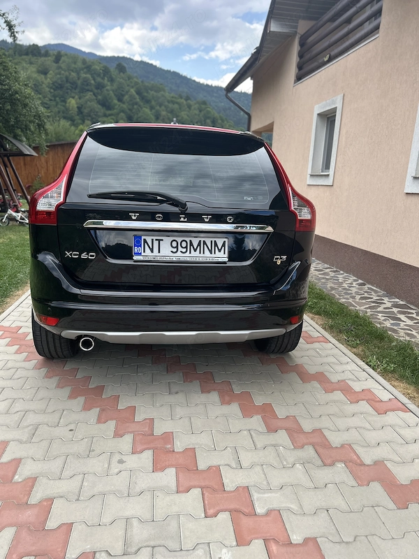 VOLVO XC60 2016 — imagine 5