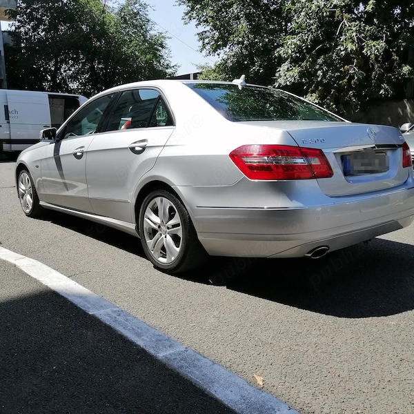 MERCEDES-BENZ E-Class 2011 — imagine 3
