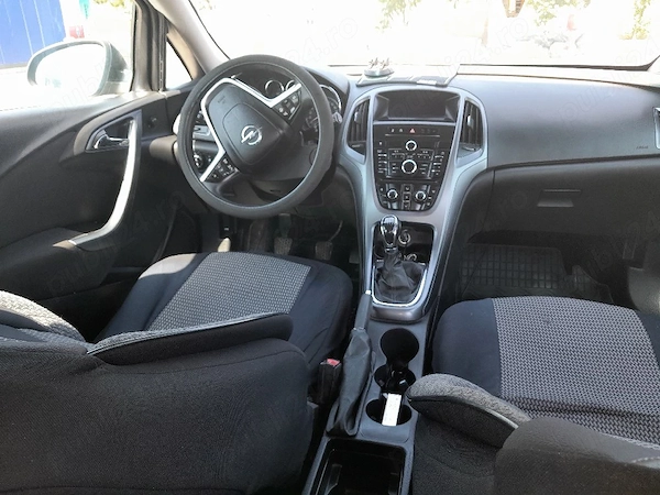 OPEL Astra 2013 — imagine 3