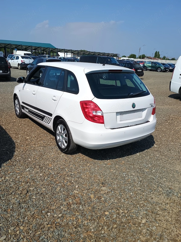 SKODA Fabia 2011 — imagine 2
