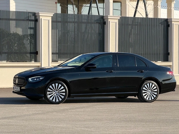MERCEDES-BENZ E-Class 2021 — imagine 2