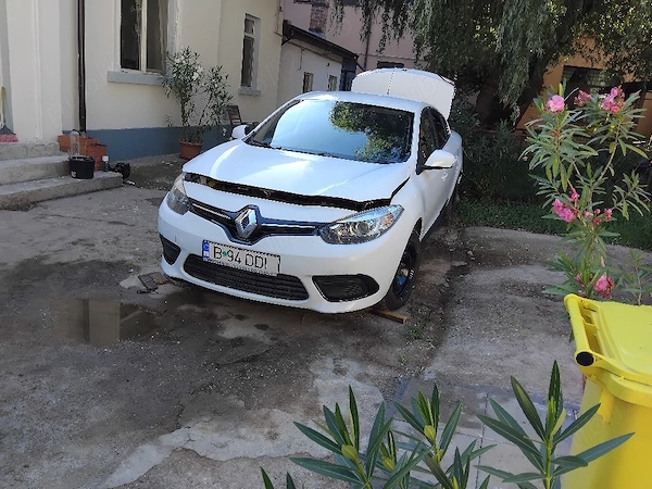 RENAULT Fluence 2013 — imagine 4