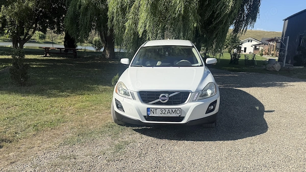 VOLVO XC60 2010 — imagine 2