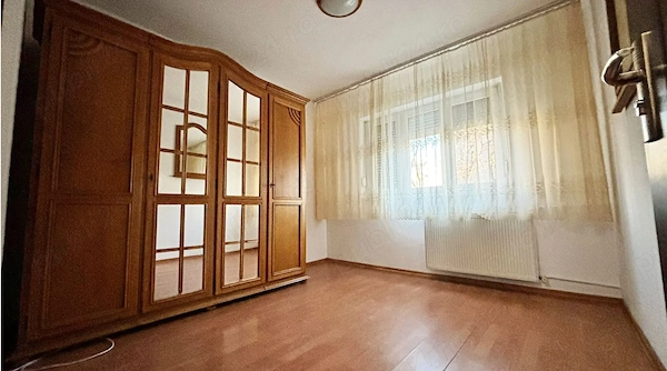 Apartament de inchiriat cu 2 camere,zona Decebal, Oradea — fotografia 3