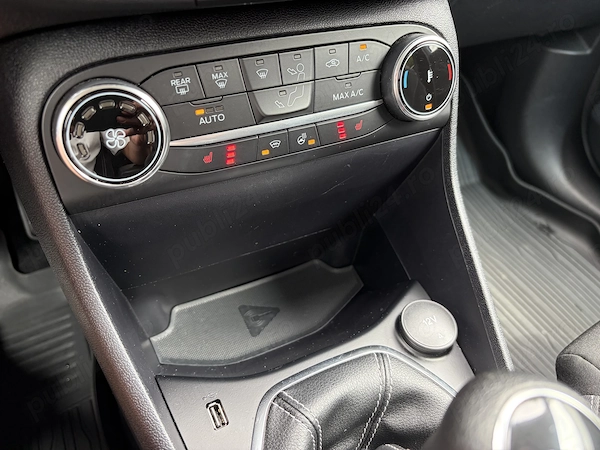 FORD Fiesta 2023 — imagine 14