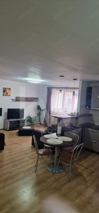 Apartament 3 camere decomandat | 77 mp | 2 dormitoare | 2 băi | Etaj 2 — fotografia 2