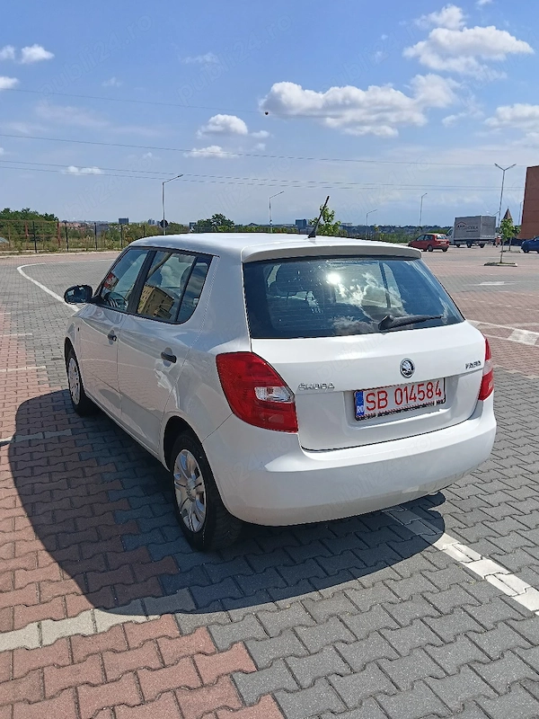 SKODA Fabia 2014 — imagine 4