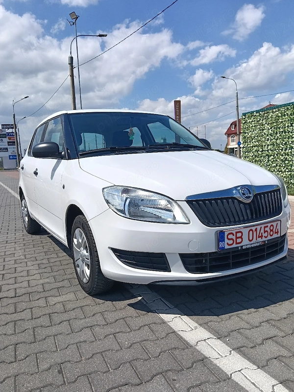 SKODA Fabia 2014 — imagine 3