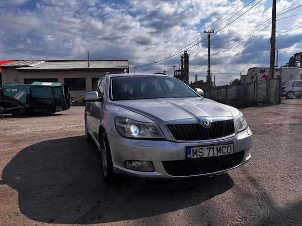 SKODA Octavia 2013 — imagine 3