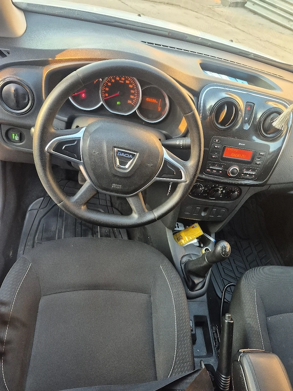 DACIA Logan 2019 — imagine 3
