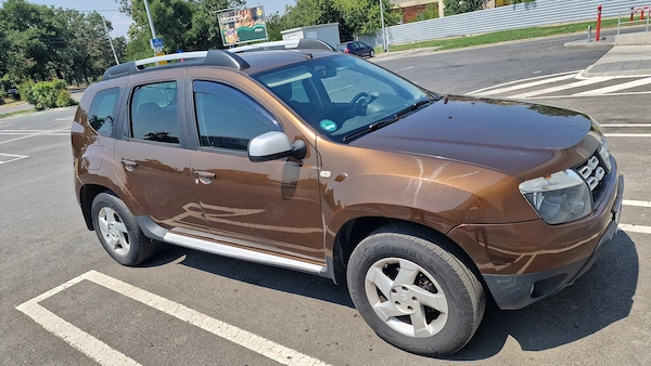 DACIA Duster 2010 — imagine 4