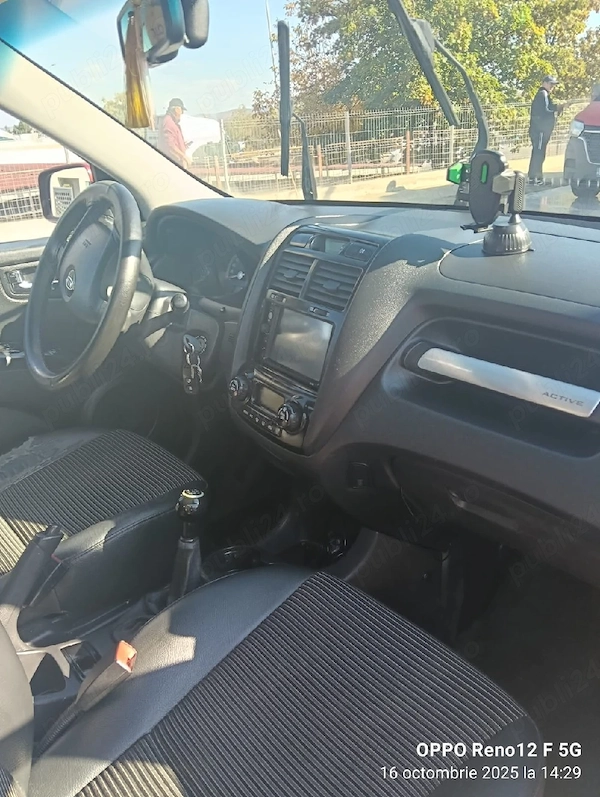 KIA Unknown Model 2006 — imagine 9