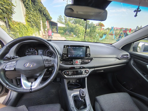 HYUNDAI i30 2023 — imagine 4