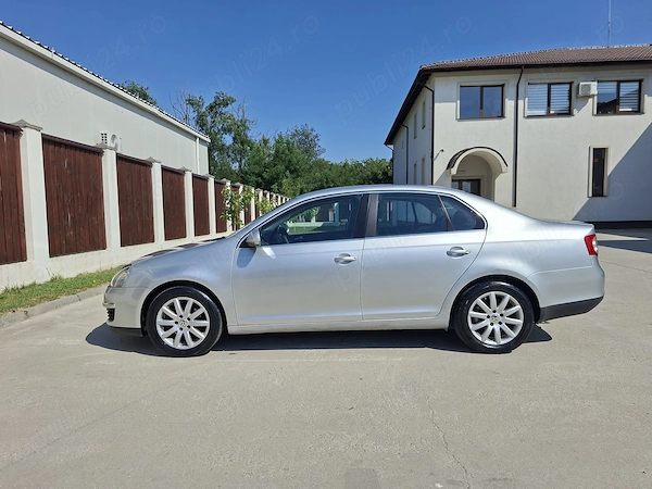 VOLKSWAGEN Jetta 2010 — imagine 7