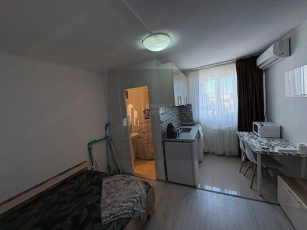 OCAZIE GARSONIERA RENOVATA UTILATA SI MOBILATA APARATORII PATRIEI — fotografia 1
