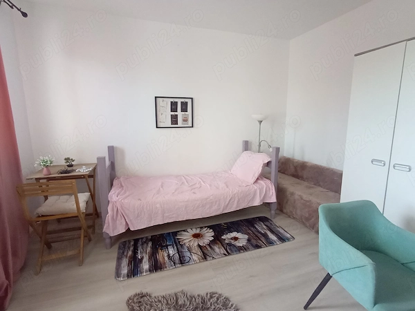 Apartament 2 camere, Podu Ros, 2 minute Palas, PF, mobilat și utilat, contract — fotografia 3