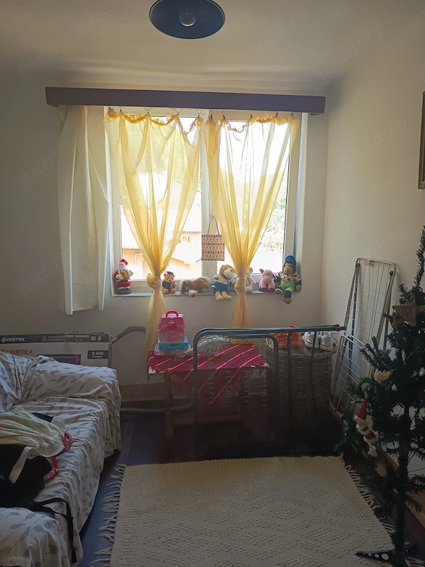 Se vinde apartament mobilat cu 2 camere la etajul 1 in Pădurea Neagră — fotografia 1