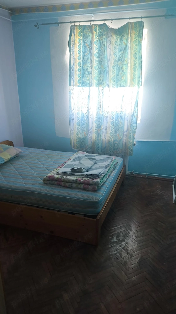 Apartament de vanzare cu 3 camere la Sannicolau Mare — fotografia 3