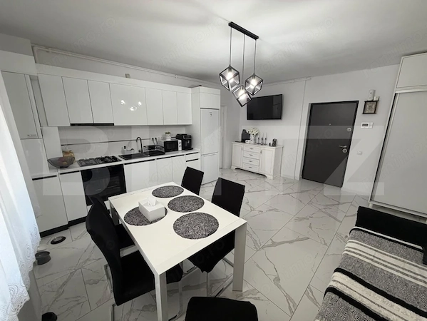 Apartament 3 camere, 61 mp, terasa 21 mp, parcare, zona Eroilor — fotografia 3