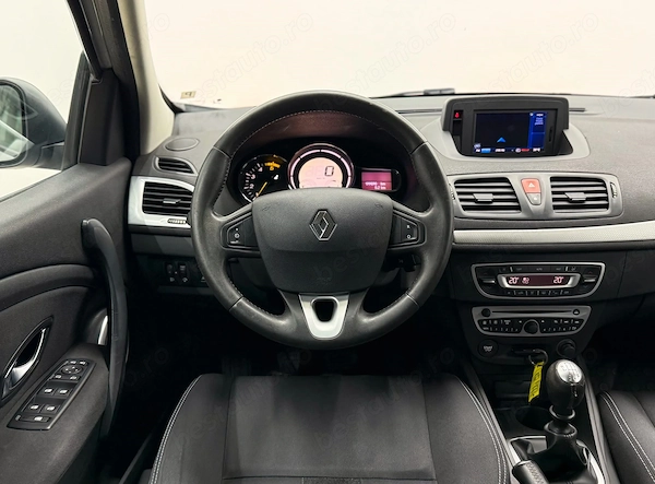 RENAULT Megane 2010 — imagine 11