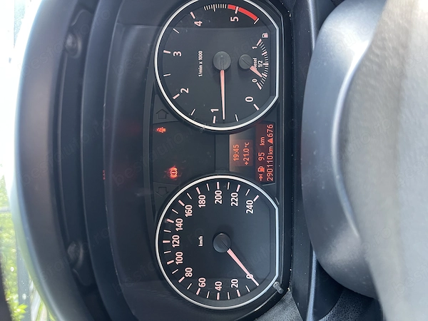 BMW 1 Series 2006 — imagine 9