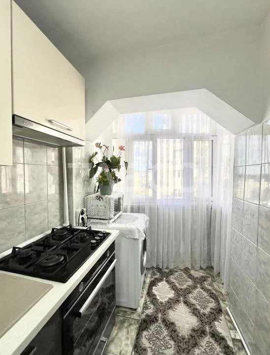 Apartament cu 2 camere de vanzare in Manastur in bloc izolat cu boxa — fotografia 3