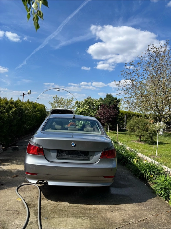 BMW 5 Series 2004 — imagine 7