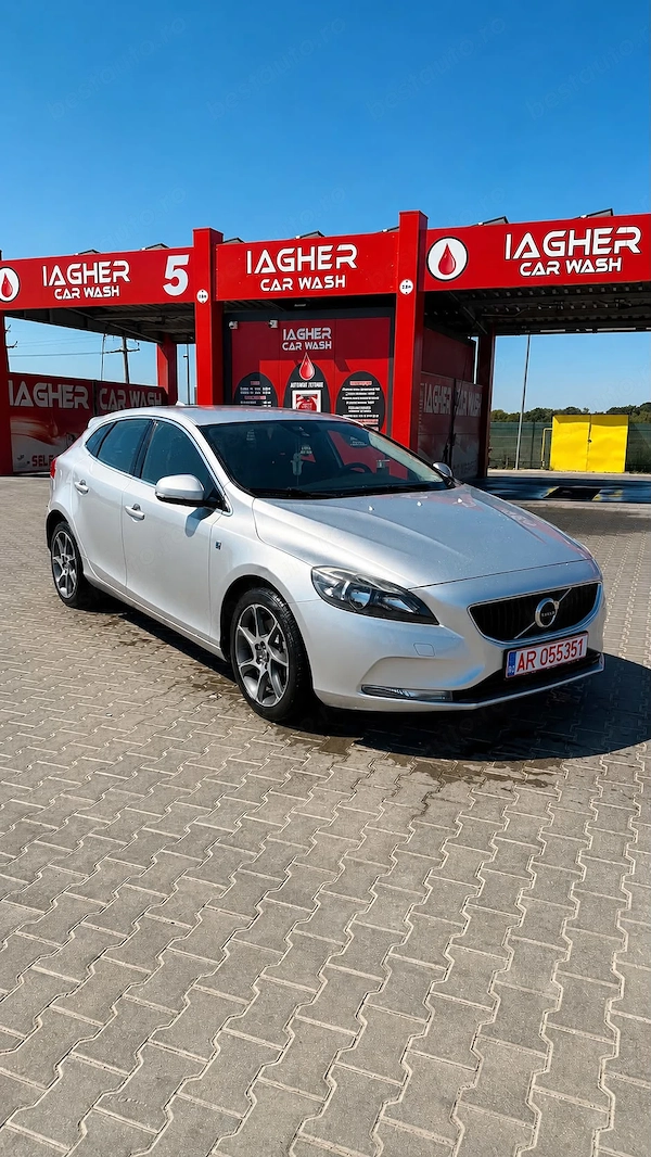 VOLVO V40 2016 — imagine 2