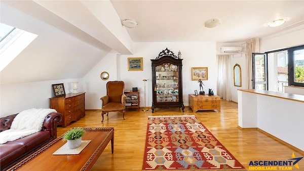 Prima inchiriere! Privilegio Brasov, 73 mp+ terasa, unic pe nivel, garaj, panorama Tampa — fotografia 1