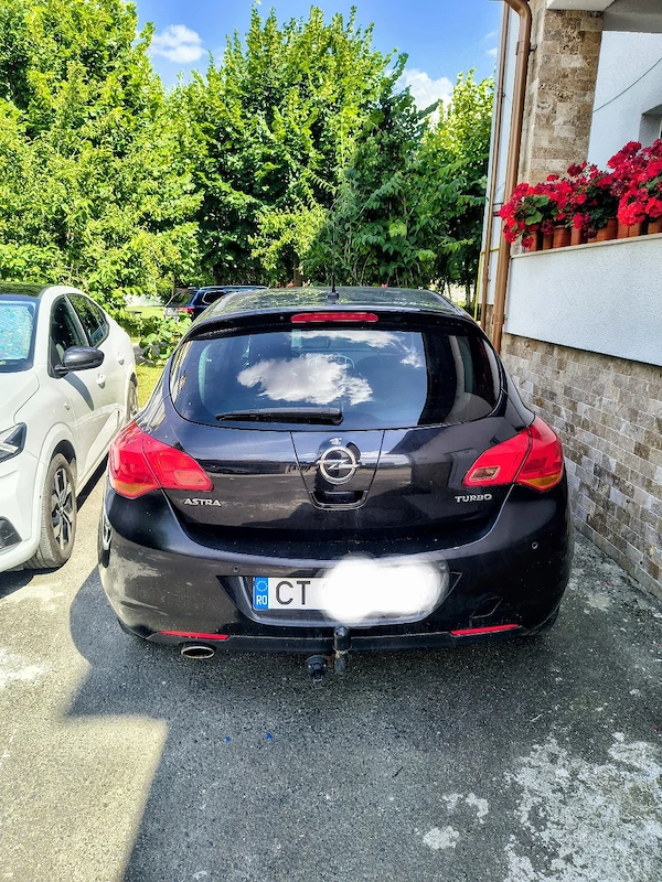 OPEL Astra 2011 — imagine 4