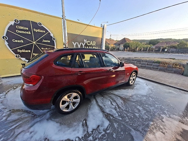 BMW X Series (Generic) 2011 — imagine 2