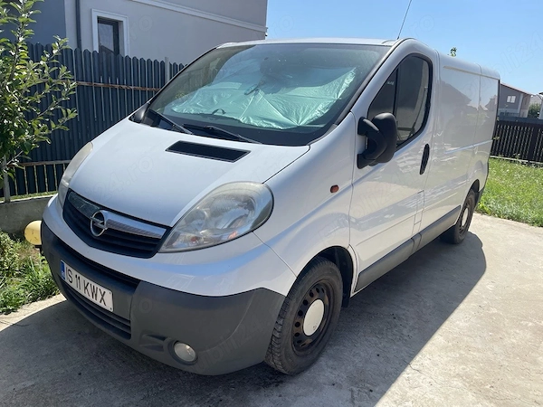 OPEL Vivaro 2012 — imagine 2